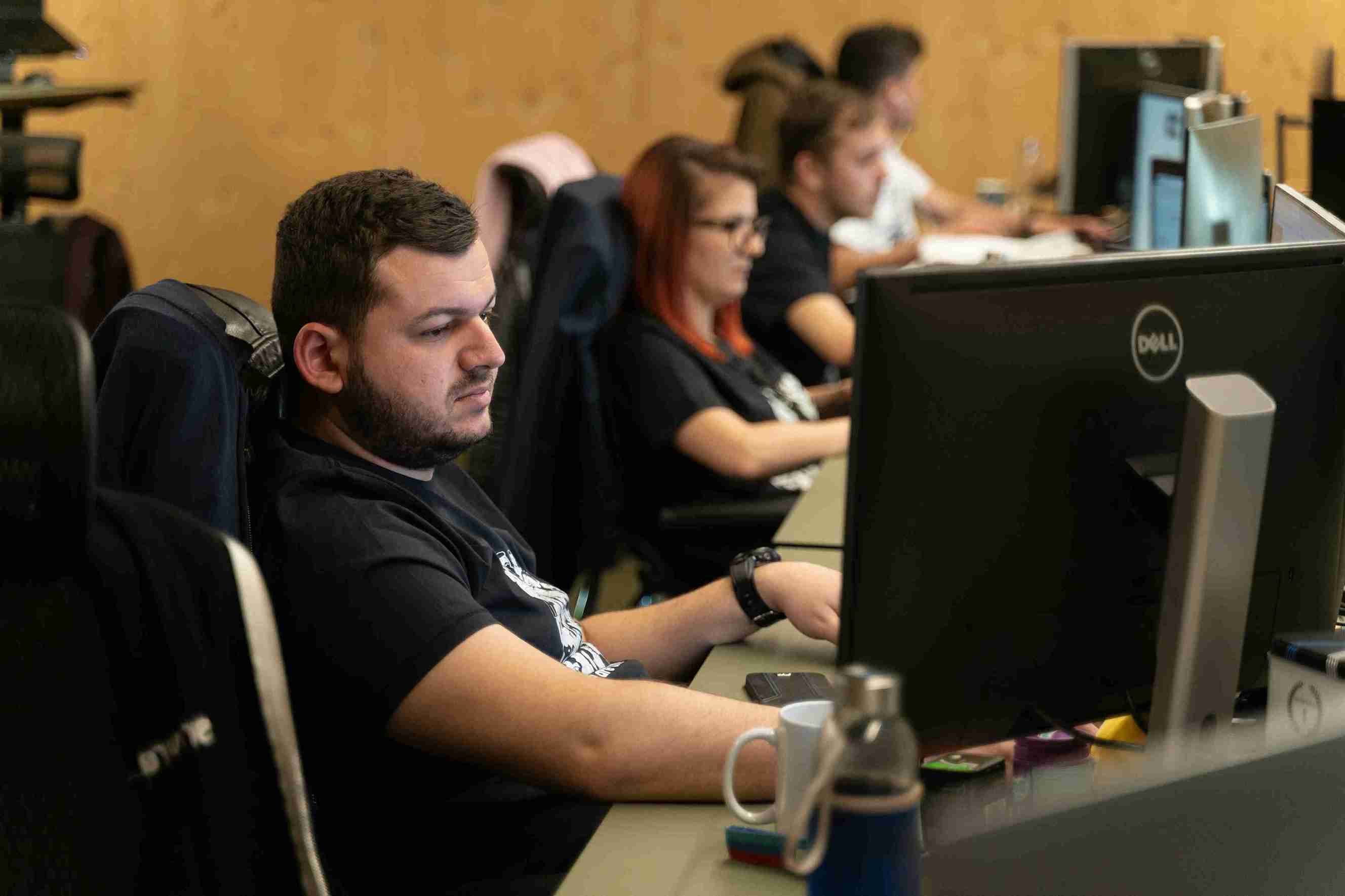 Humans take over AI sales