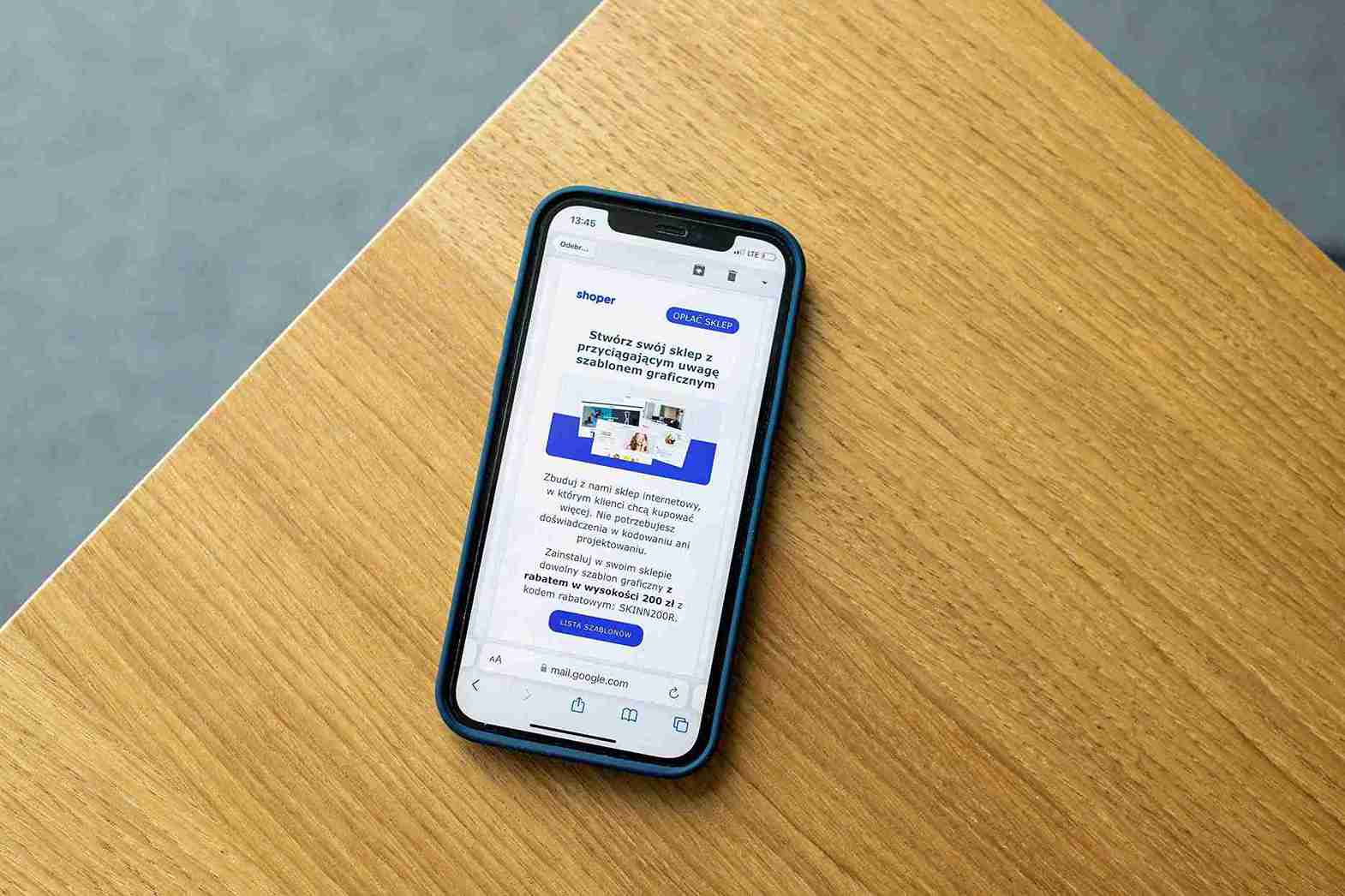 Email marketing for content distribution